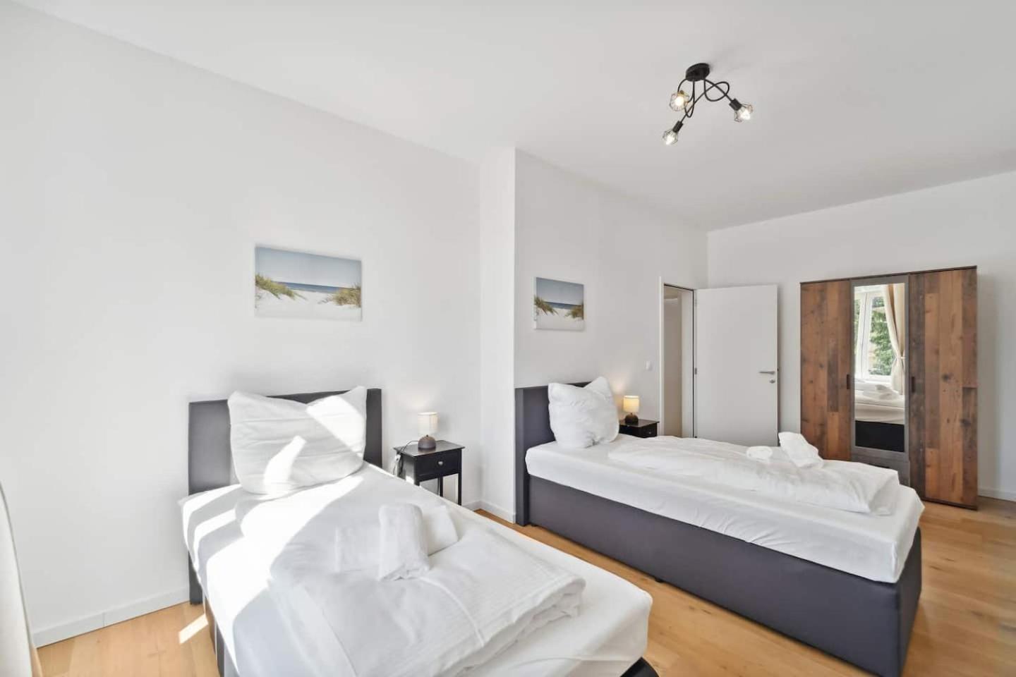 Infinity Stay Ferienapartments Rheinstrasse Wilhelmshaven Esterno foto