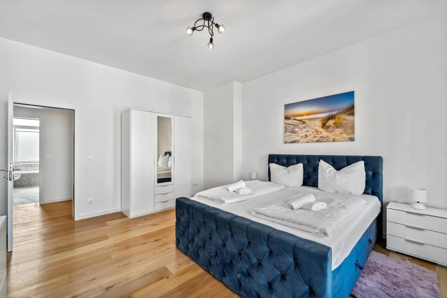 Infinity Stay Ferienapartments Rheinstrasse Wilhelmshaven Esterno foto