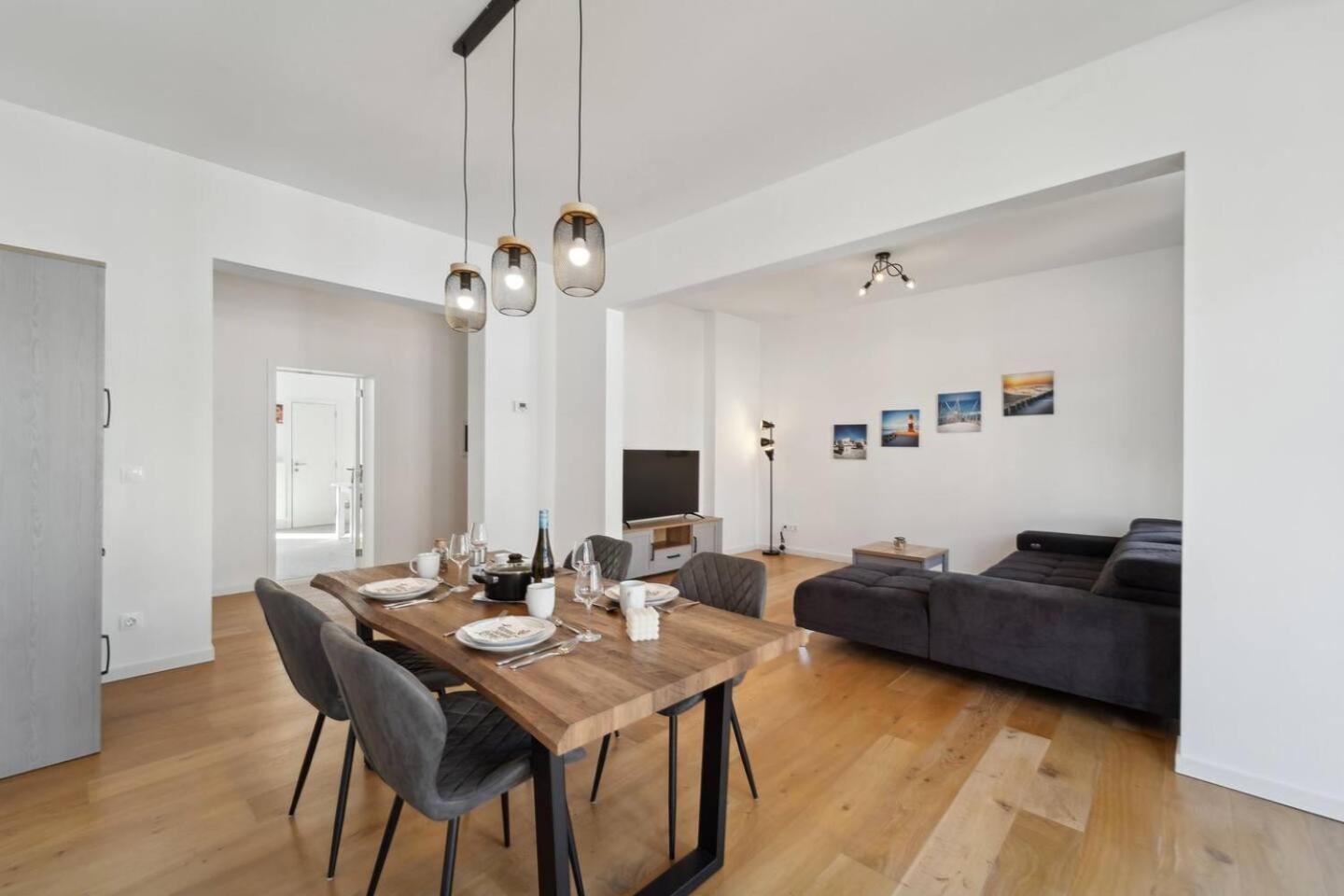 Infinity Stay Ferienapartments Rheinstrasse Wilhelmshaven Esterno foto