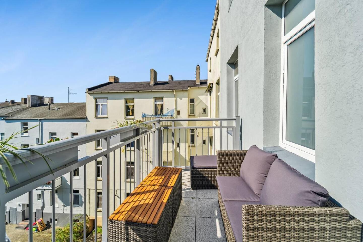 Infinity Stay Ferienapartments Rheinstrasse Wilhelmshaven Esterno foto
