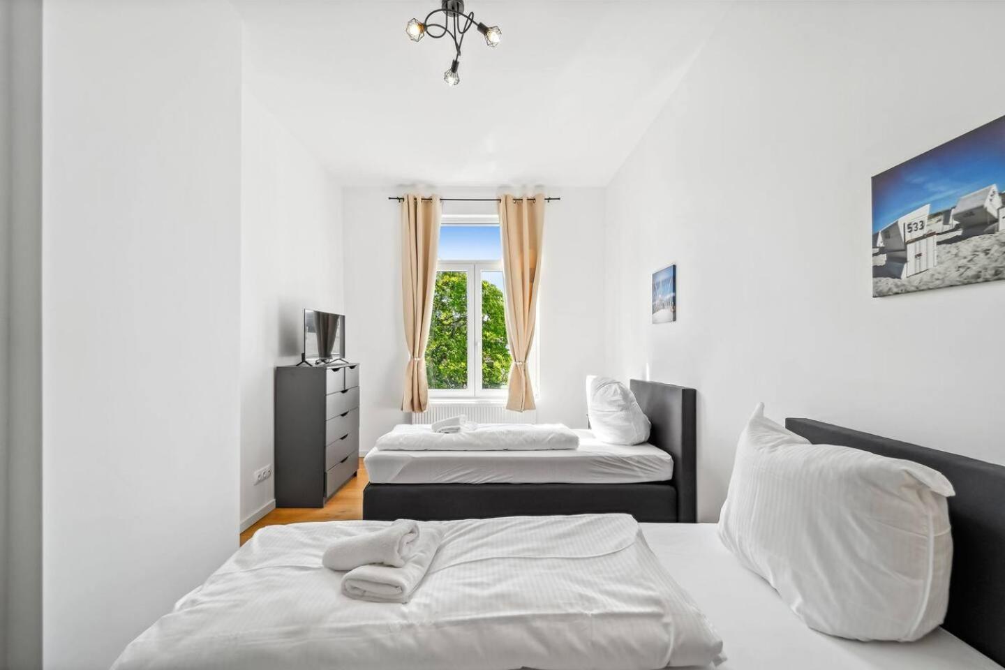 Infinity Stay Ferienapartments Rheinstrasse Wilhelmshaven Esterno foto