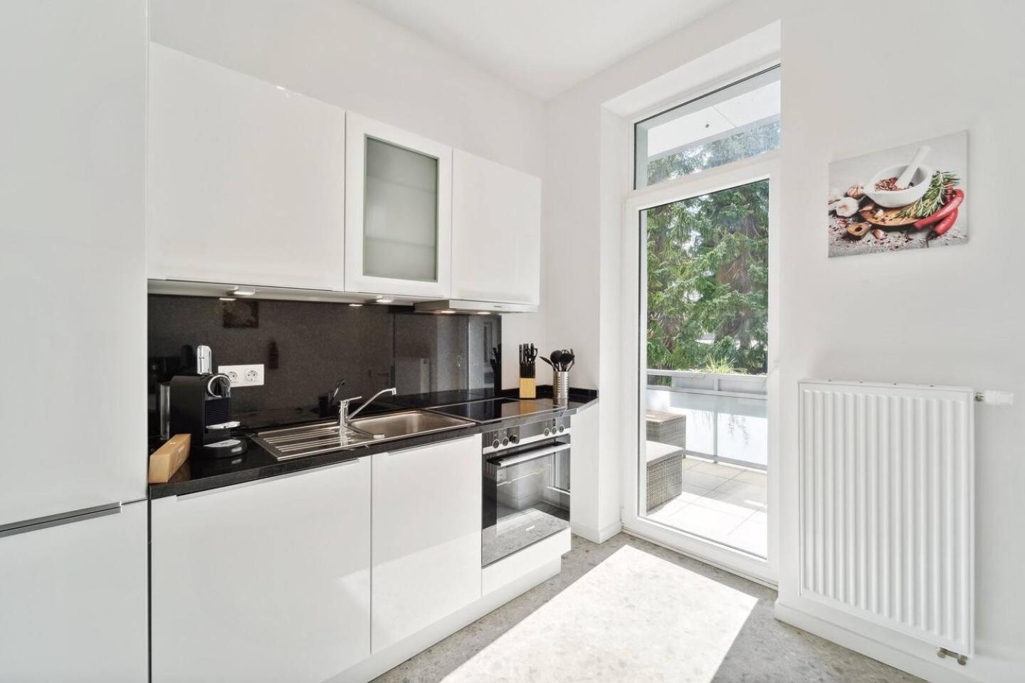 Infinity Stay Ferienapartments Rheinstrasse Wilhelmshaven Esterno foto