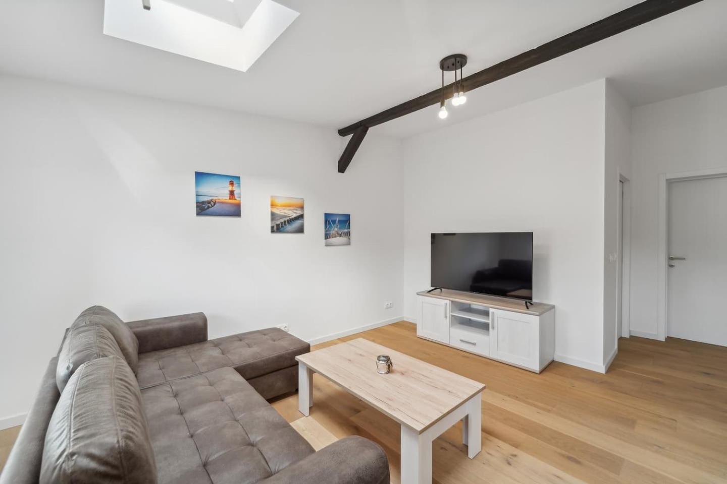 Infinity Stay Ferienapartments Rheinstrasse Wilhelmshaven Esterno foto