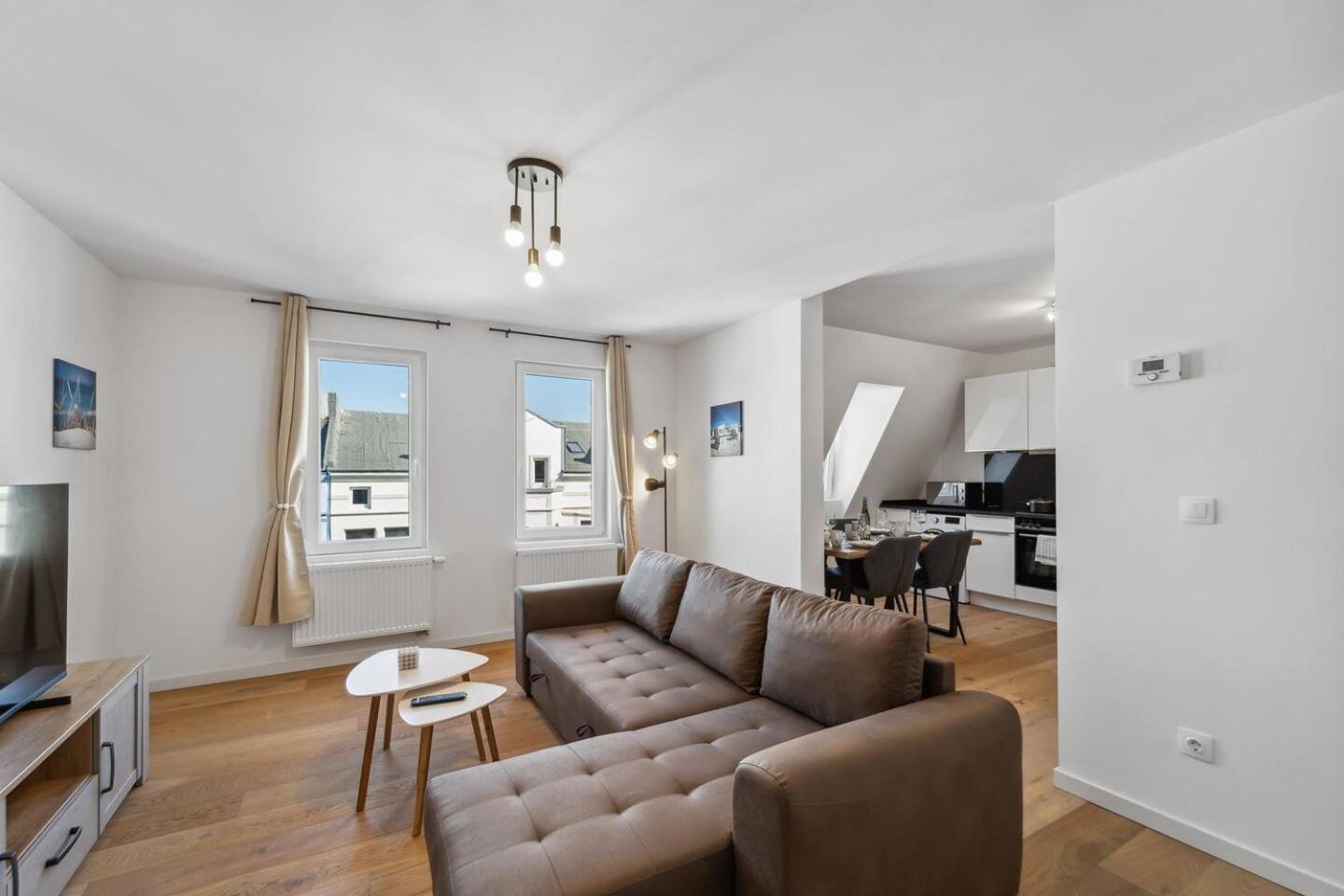 Infinity Stay Ferienapartments Rheinstrasse Wilhelmshaven Esterno foto