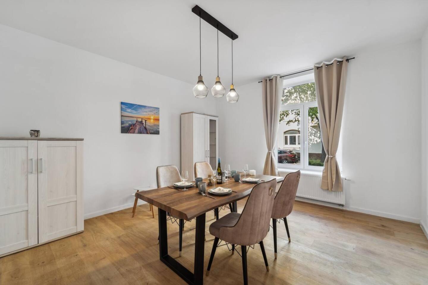 Infinity Stay Ferienapartments Rheinstrasse Wilhelmshaven Esterno foto