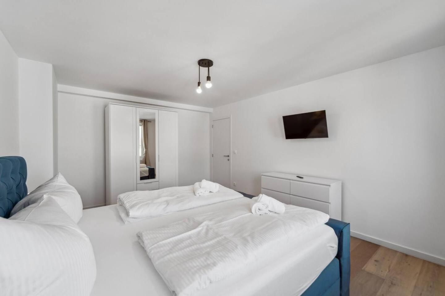 Infinity Stay Ferienapartments Rheinstrasse Wilhelmshaven Esterno foto